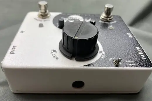 Xotic - X-Blender Wet/Dry Signal Blender Pedal 2